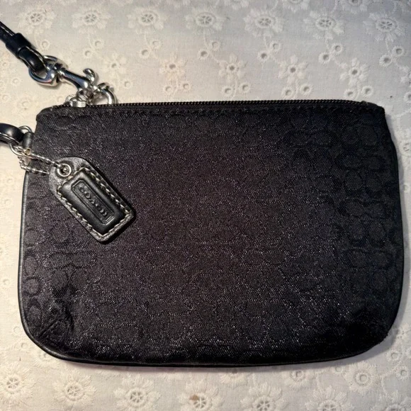Coach Black Signature Jacquard Shimmer Wristlet Silver Hardware Leather Trim - Picture 5 of 8